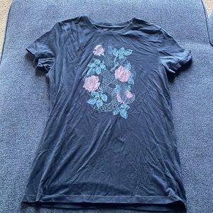 Womens crew T shirt black